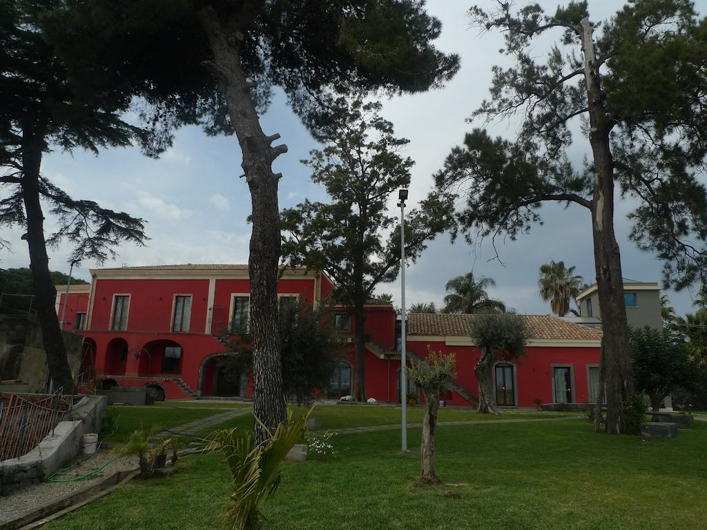 Palazzo Rosso Villa Riposto ภายนอก รูปภาพ
